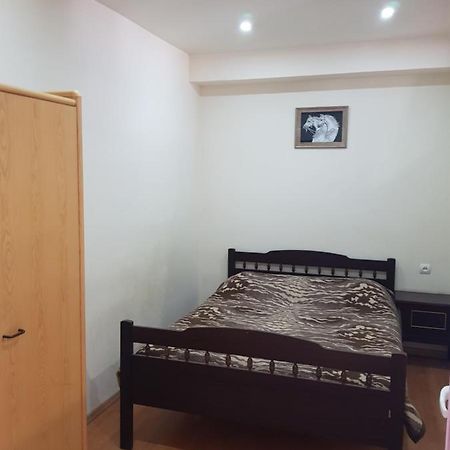 Apartment-14 In The Center Of Yerevan Ngoại thất bức ảnh